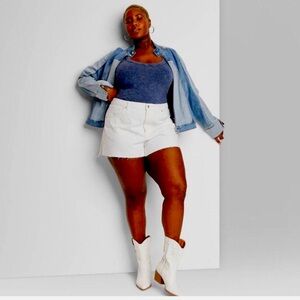 White denim raw hem shorts